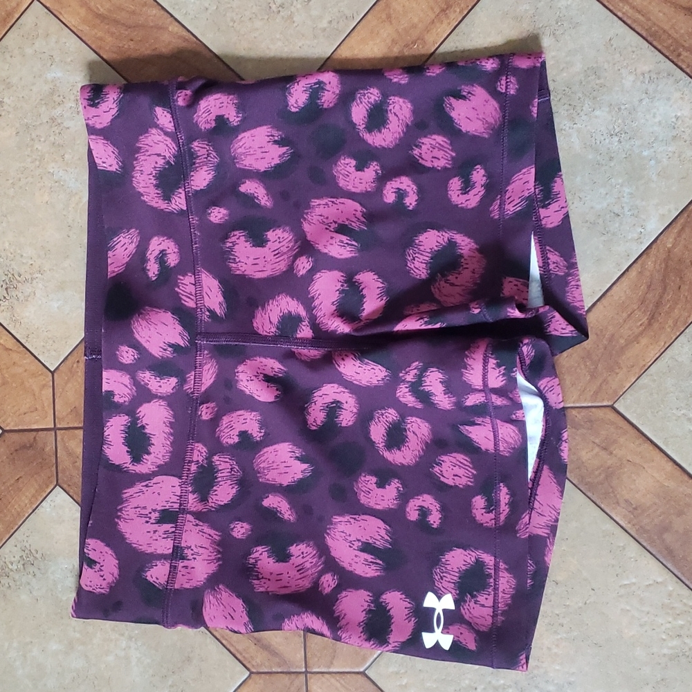 Under Armour spandex workout running shorts